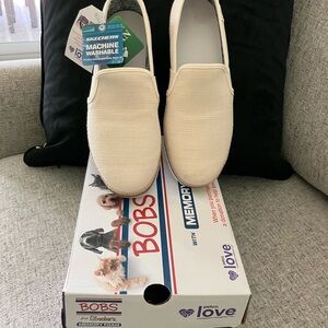 Skechers Cream Slip-On Loafers for Effortless Comfort